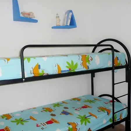 Holiday home Villetta Turagri 28 *
